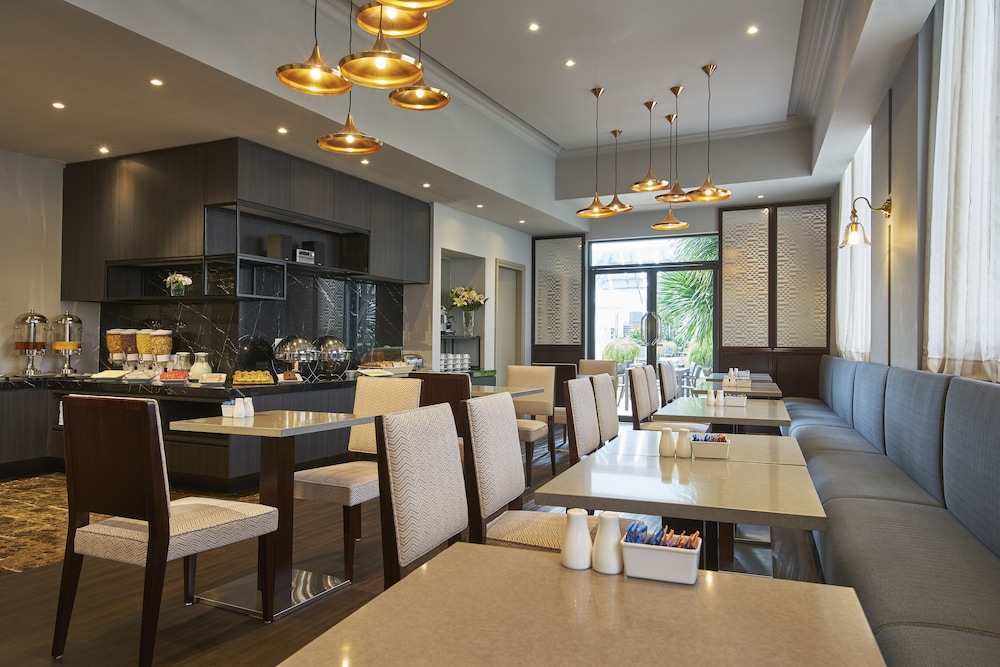 Adina Serviced Apartments Singapore Orchard (Ex-Regency House) 59/71