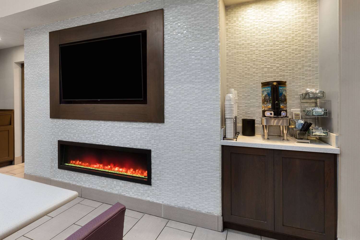 La Quinta Inn & Suites by Wyndham North Orem 6/19