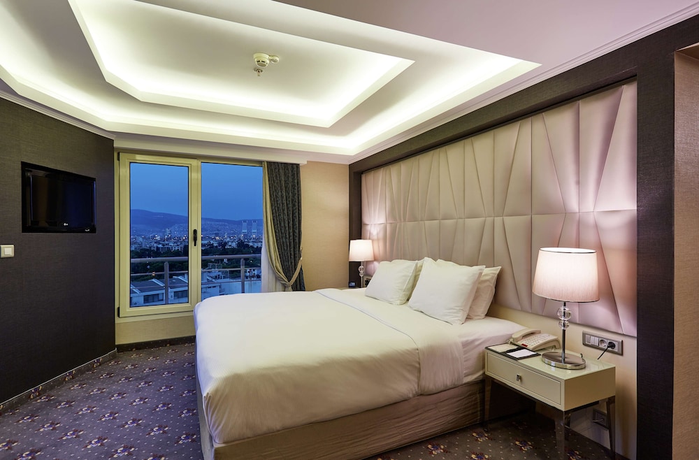 Doubletree By Hilton Hotel Izmir Alsancak 24/58