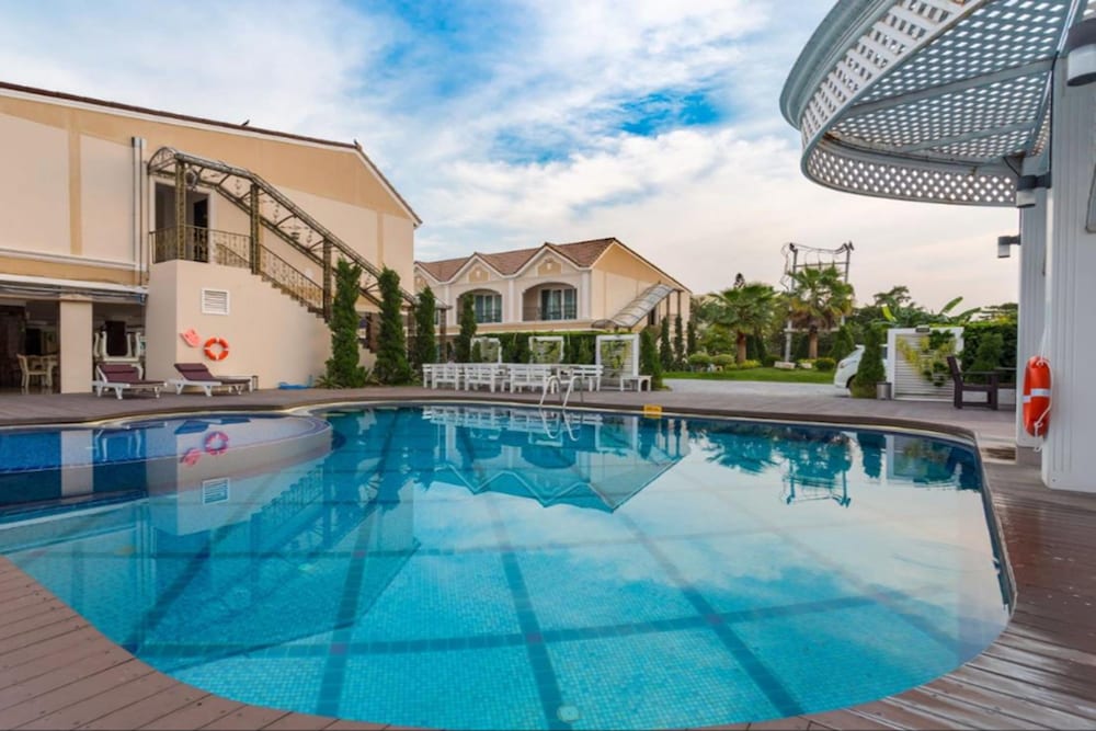 Lk Majestic Villa 24/40