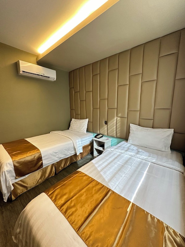 Felicity Island Hotel 13/55