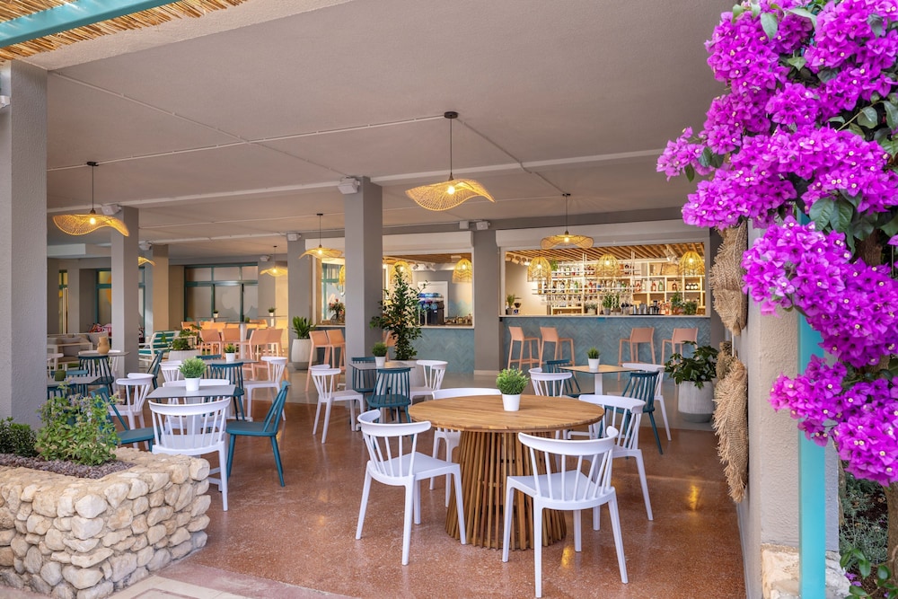 Sunny Makarska by Valamar 47/71