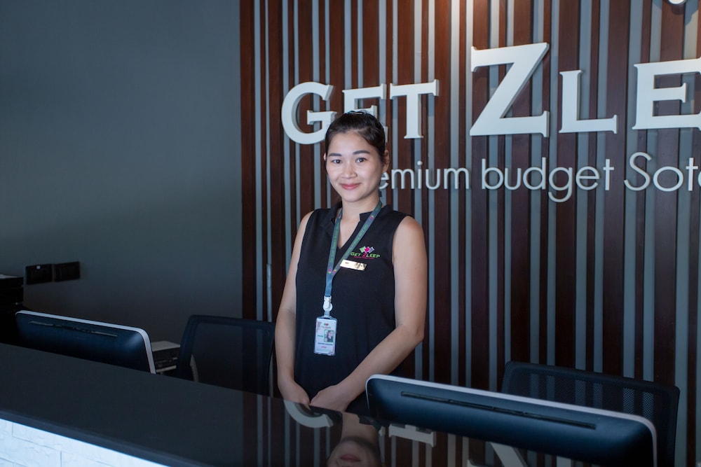 Get Zleep Premium Budget Hotel 6/59