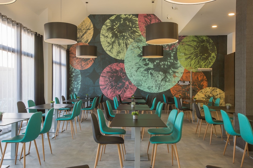 Hotel Venture Sant Cugat 38/52