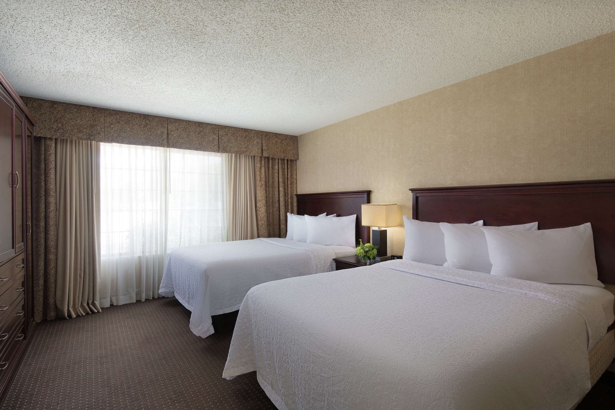 2 ROOMS, PREMIUM, SUITE, 2 QUEEN BEDS