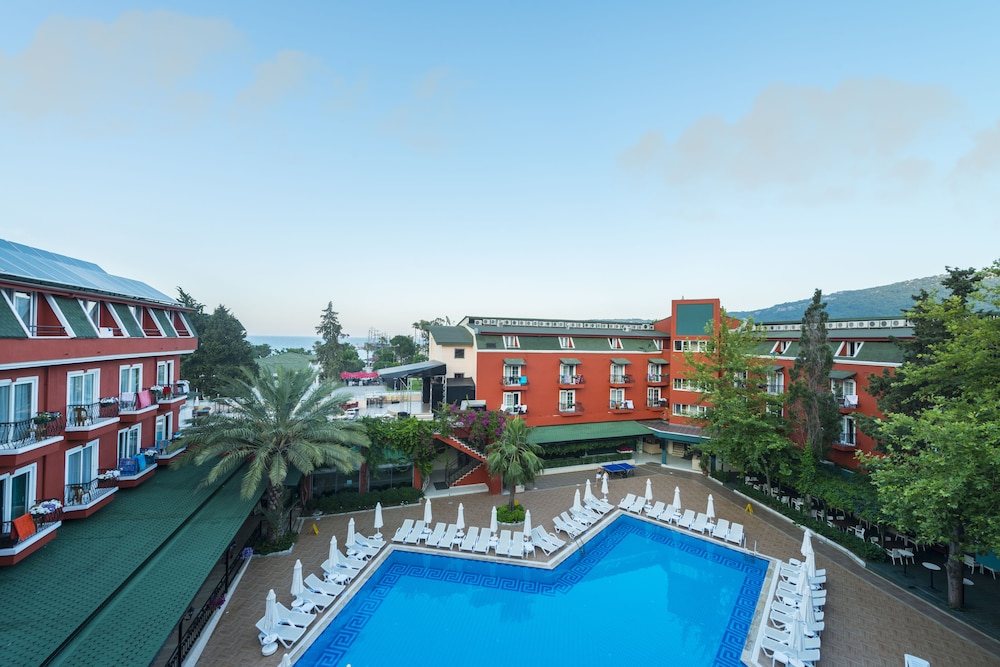 Asdem Park Hotel 27/28