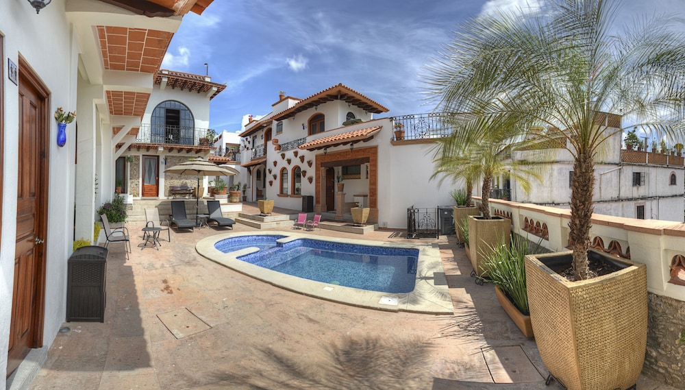 Hotel Santa Paula 19/28