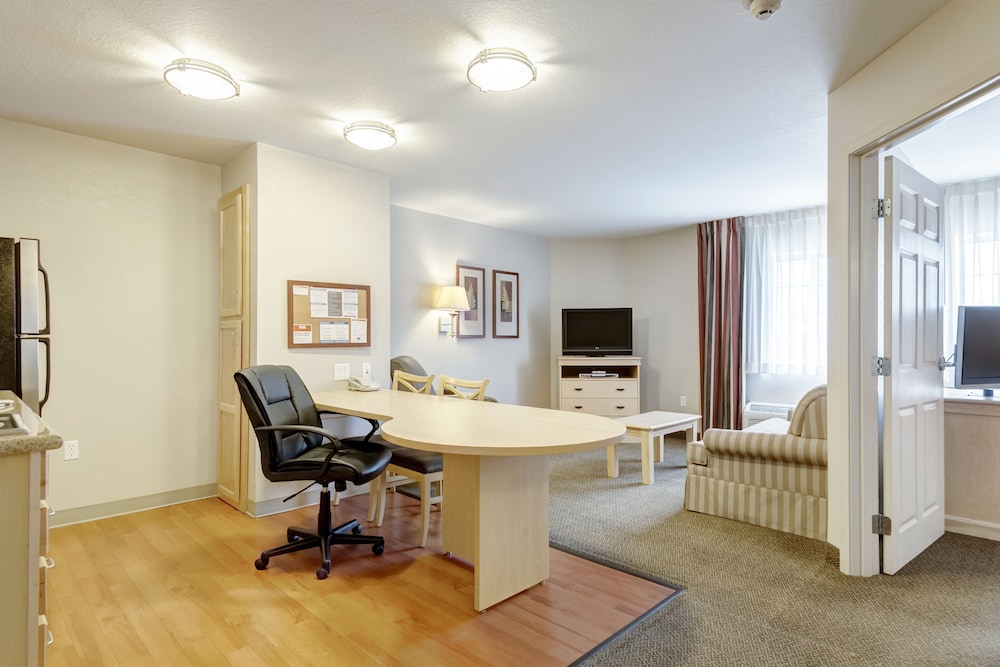 Candlewood Suites Paducah 56/65