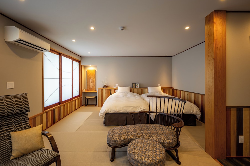 JAPANESE, MODERN