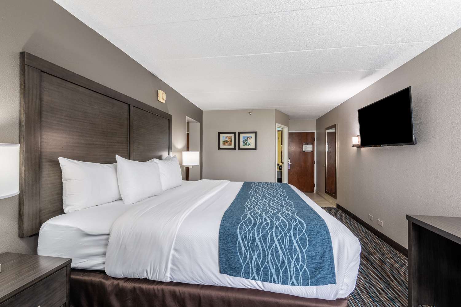 Comfort Inn Chicago Schaumburg - O'Hare Airport 6/23