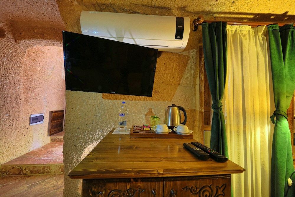 Eyes Of Cappadocia Cave Hotel 8/81