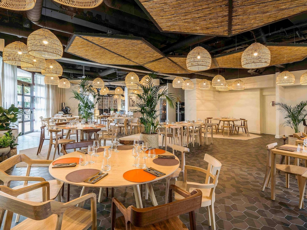 MERCURE CANNES MANDELIEU 37/60
