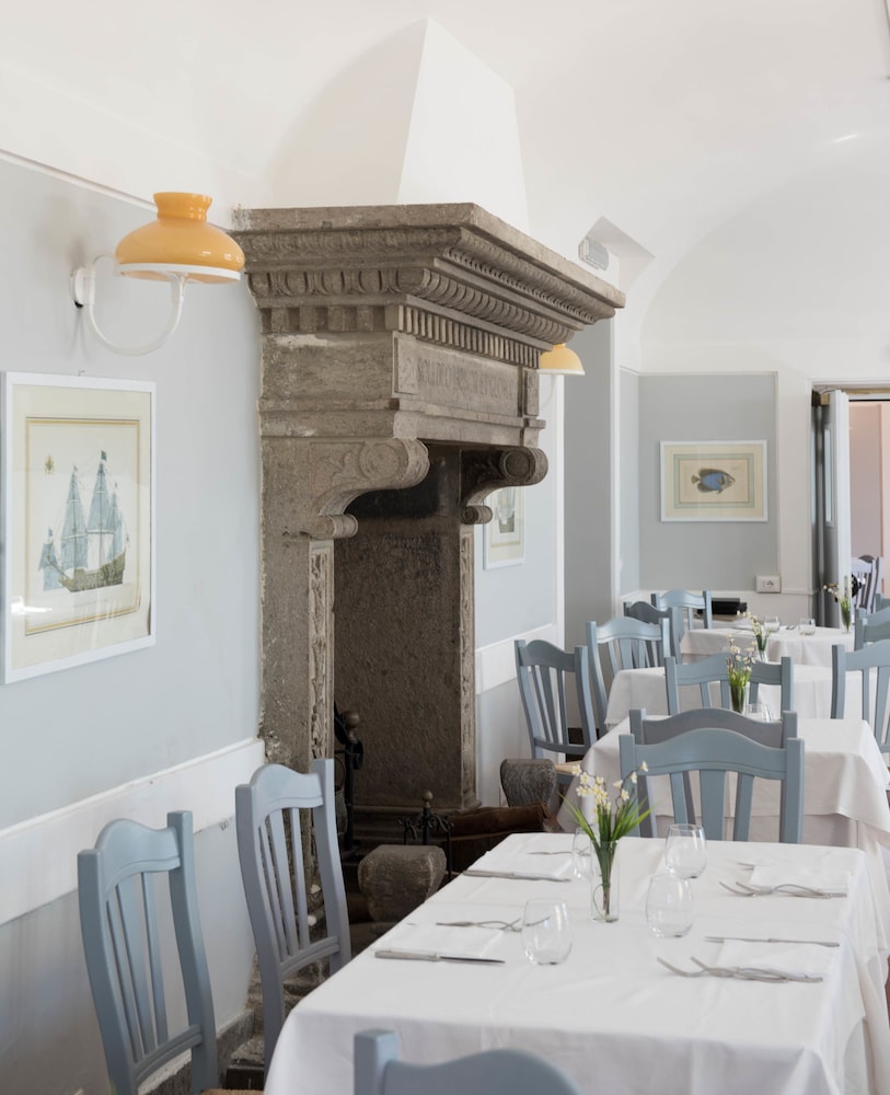 Mercure Civitavecchia Sunbay Park Hotel 51/65
