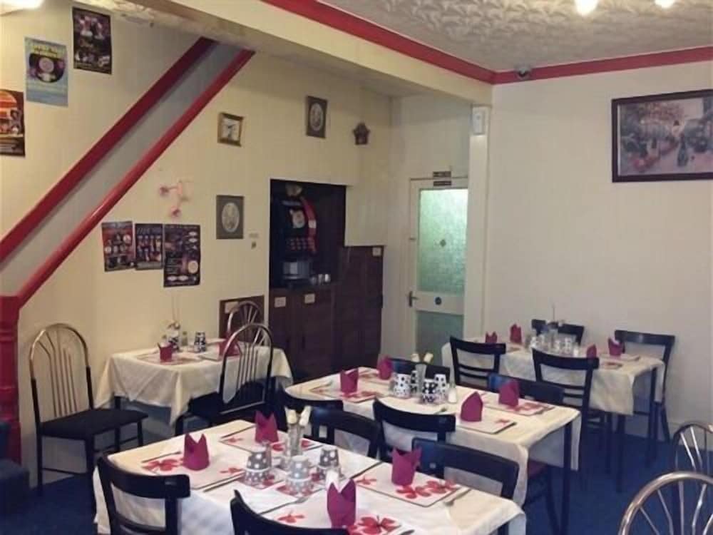 Jesmond International Hotel 57/69