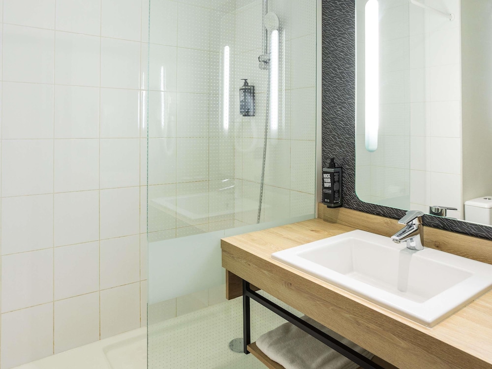 Ibis Angouleme Nord 65/69
