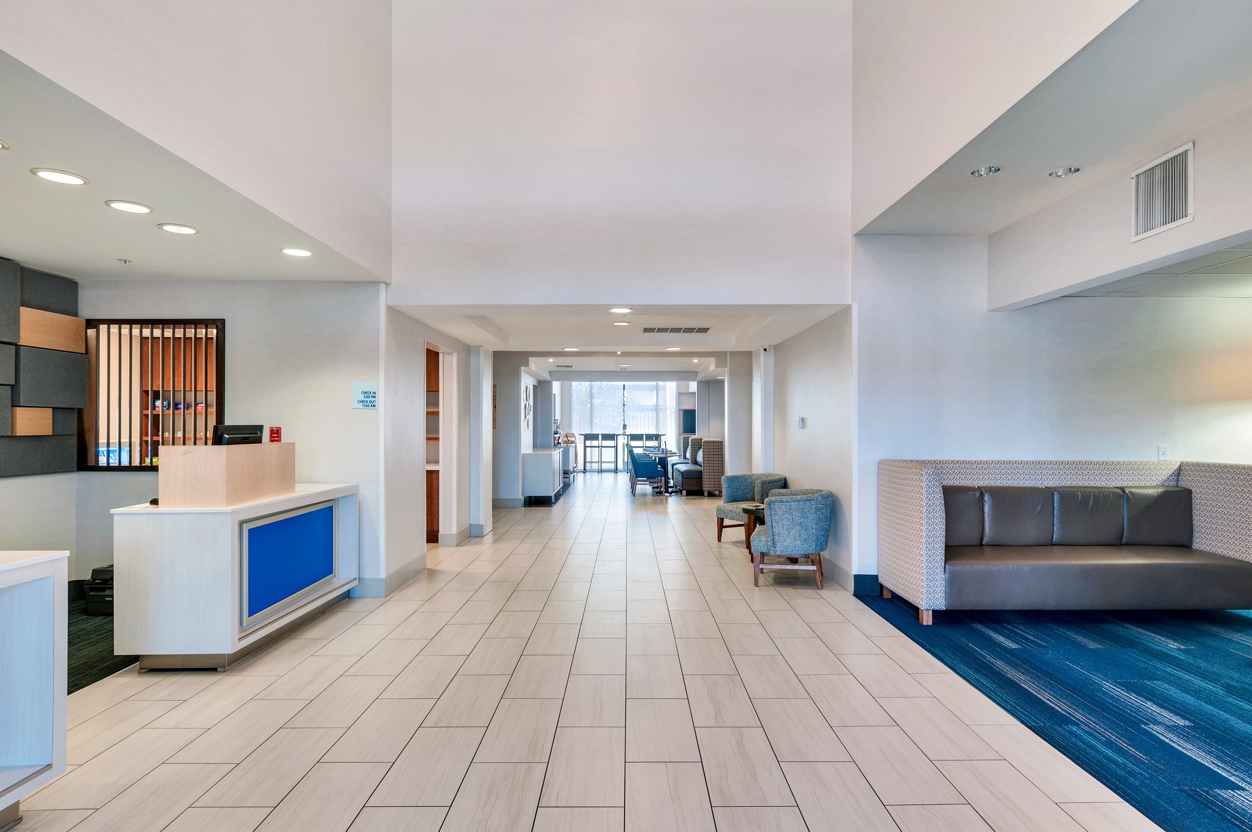Holiday Inn Express Hotel Suites Banning 8/43