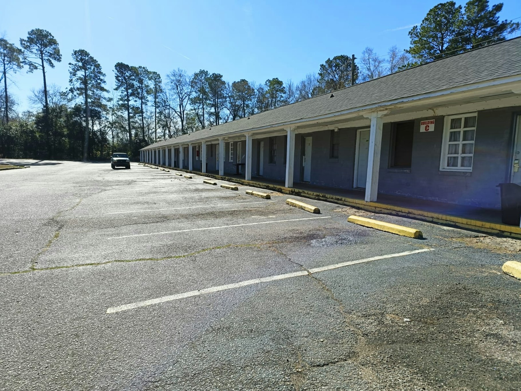 Crown Inn by OYO Orangeburg Hwy 301 14/18