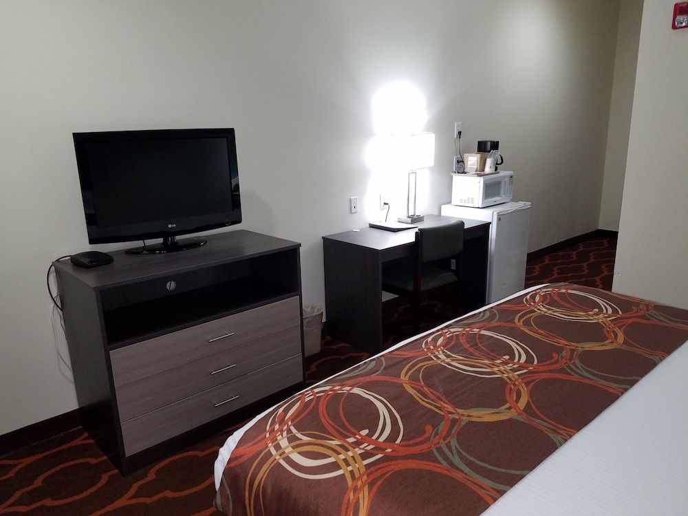 Baymont by Wyndham Grovetown Augusta 34/44