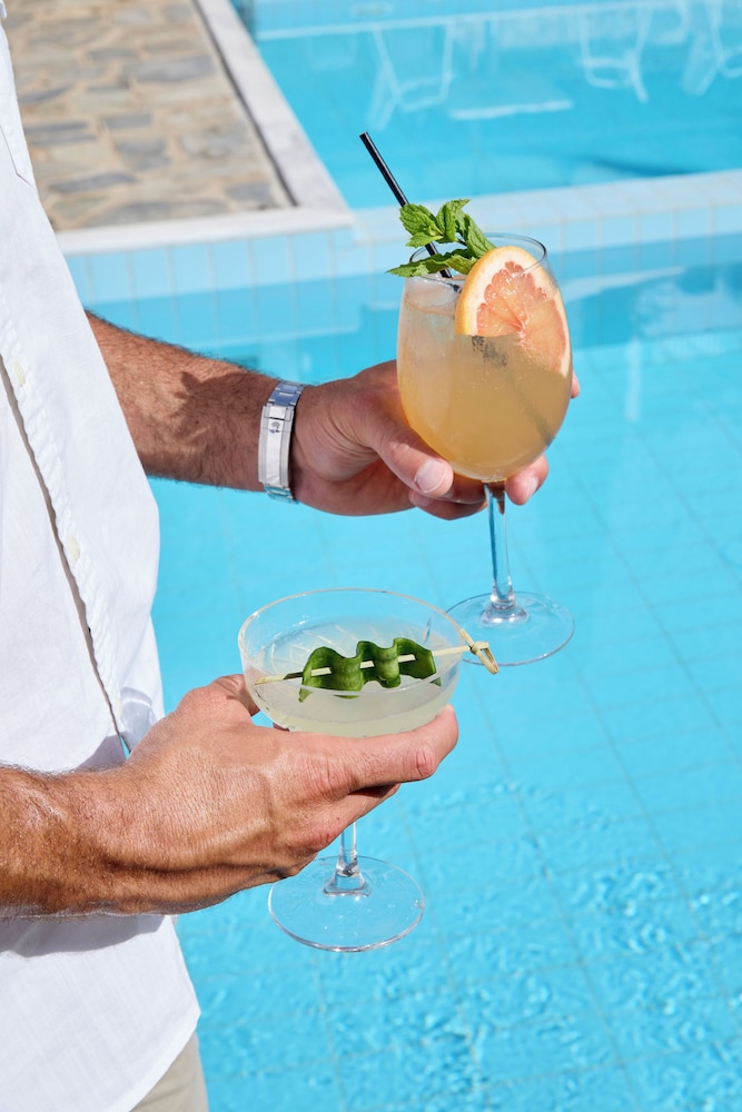 Aegean Suites - Adults Only 17/57