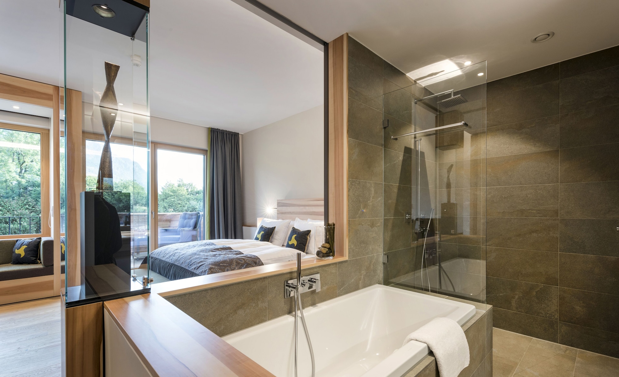 غرفة بانورامية بسرير كينج، Klosterhof Premium Hotel & Health Resort 4/4