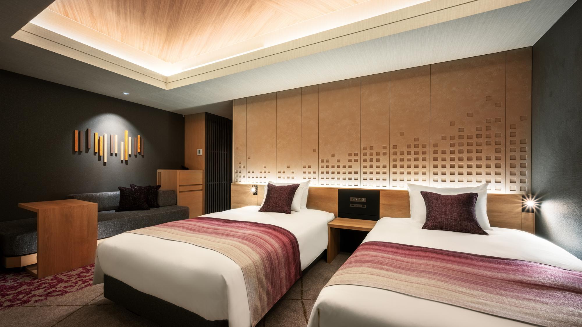 Superior, Twin Beds, South Wing