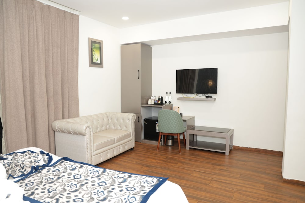 Grand Continent Anjuna A Sarovar Portico Affiliate Hotel 33/60