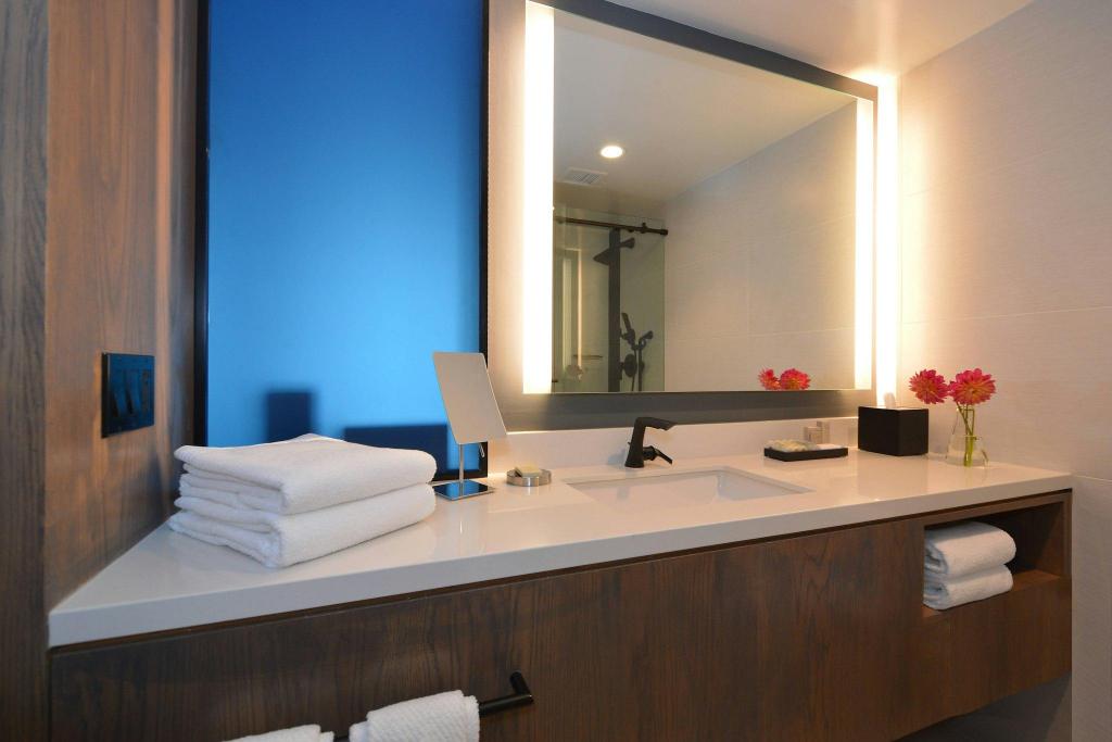 1 Bedroom, Penthouse Suite, King Bed