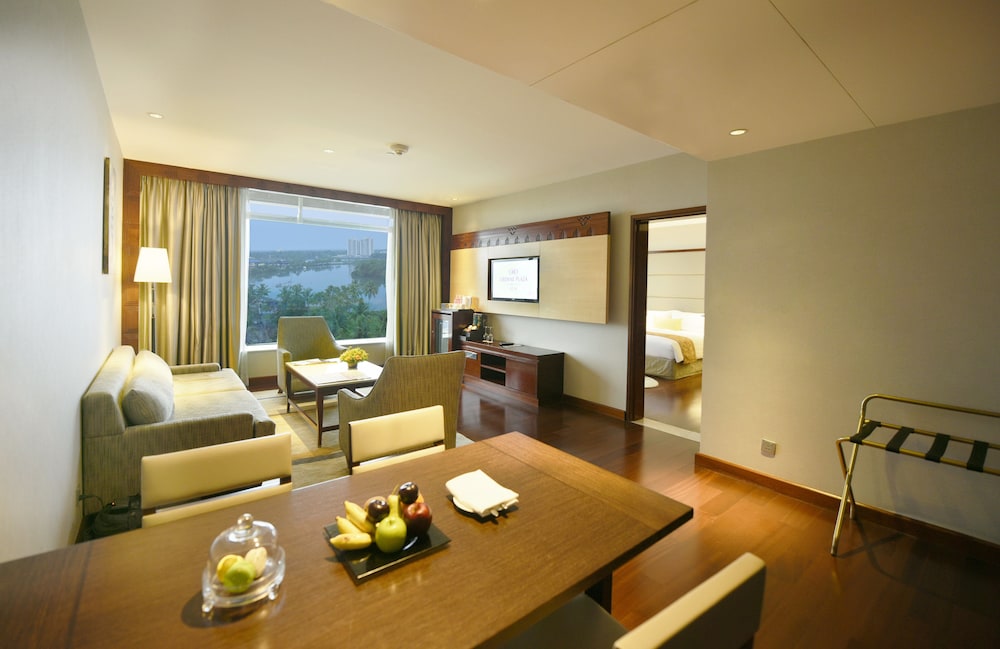 CROWNE PLAZA KOCHI 39/77