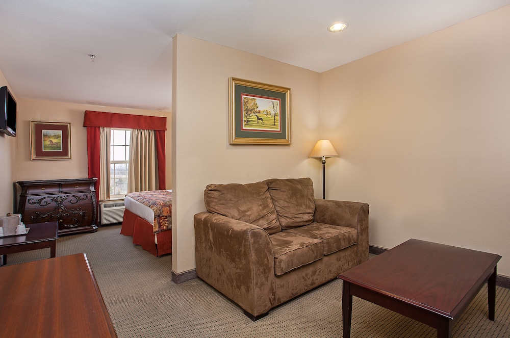 Comfort Inn and Suites Shelbyville KY 34/50
