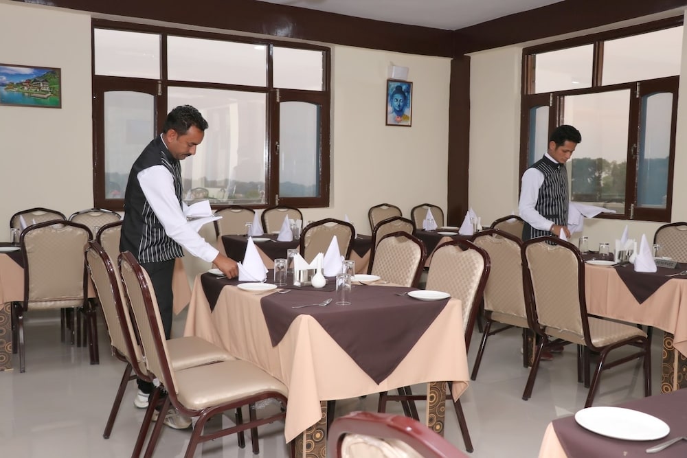Hotel Ashiana Palampur 16/26
