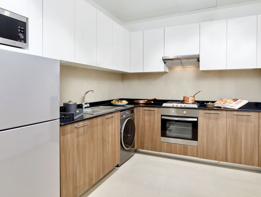 Staybridge Suites Doha Lusail 8/56