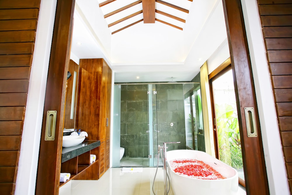 Anari Villas Kuta 31/65