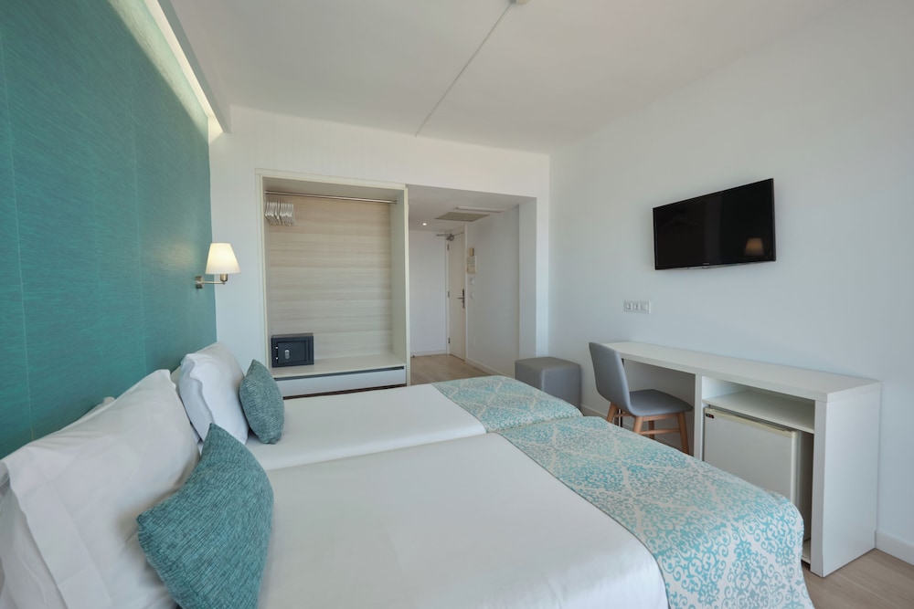 ROOM, SINGLE, DOUBLE BED, BALCONY