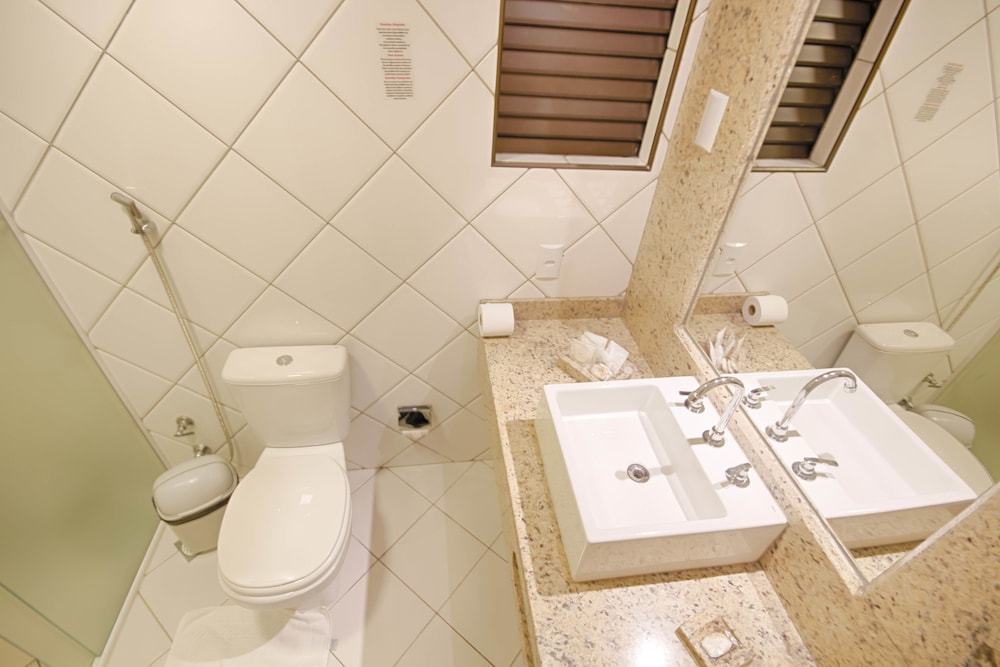 Hotel Continental Inn 45/50