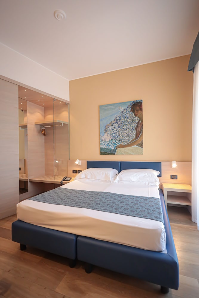 Hotel Esperia 20/71