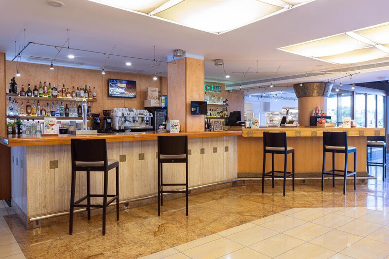 Invisa Hotel La Cala 84/99