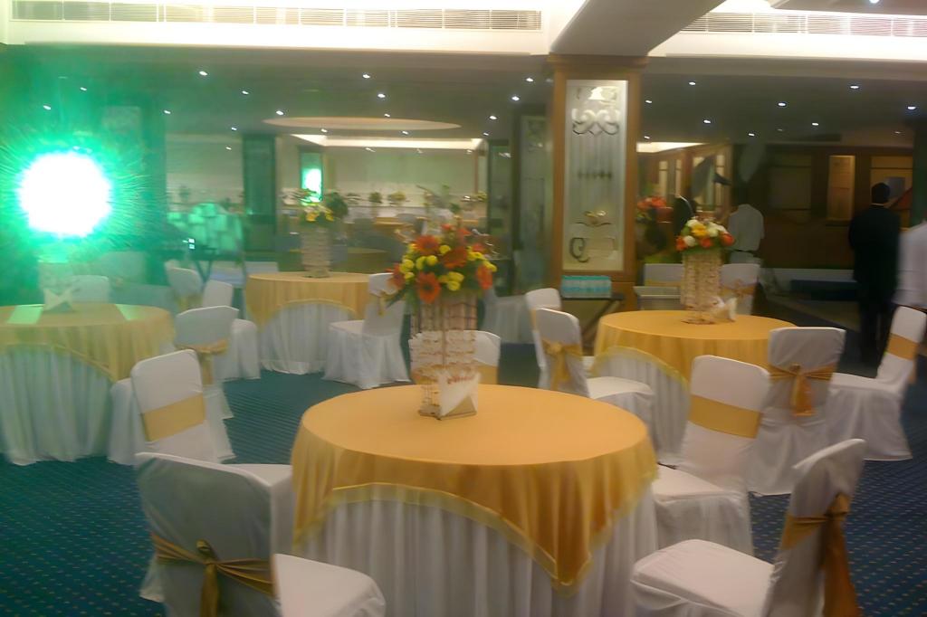 Eqbal Inn 14/16