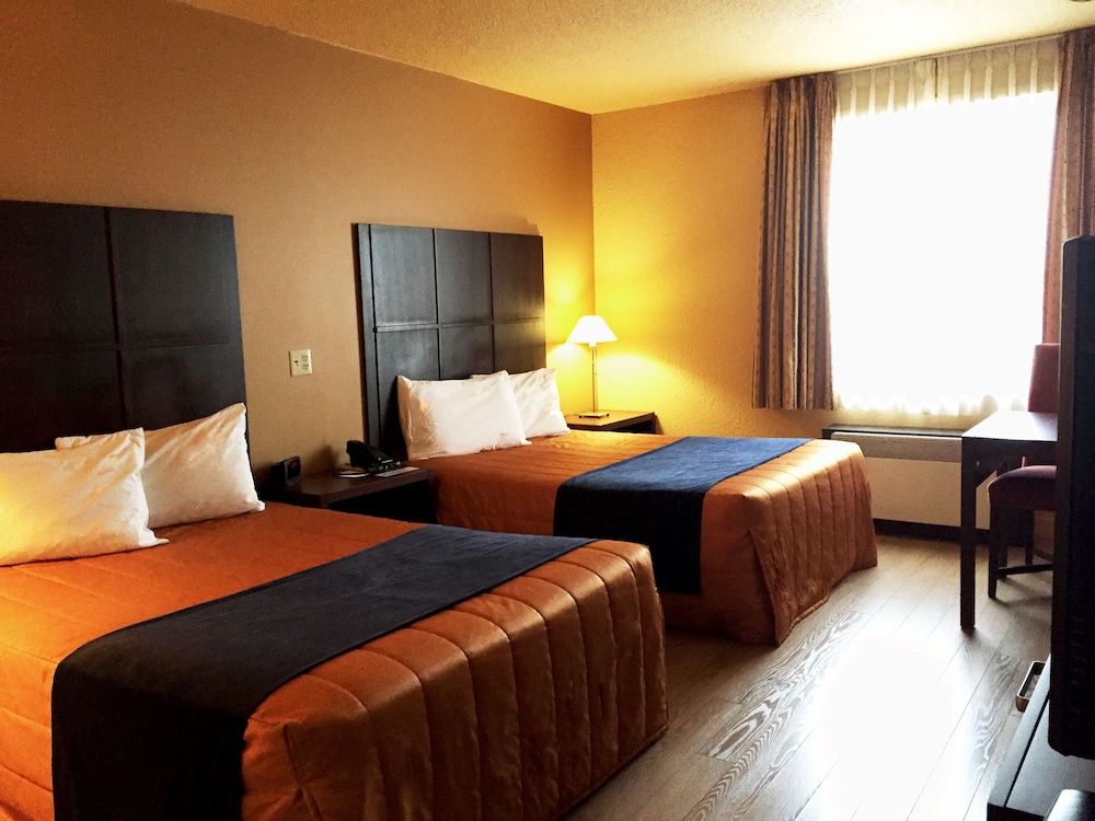 Clarion Pointe Sept-Iles, QC 16/61