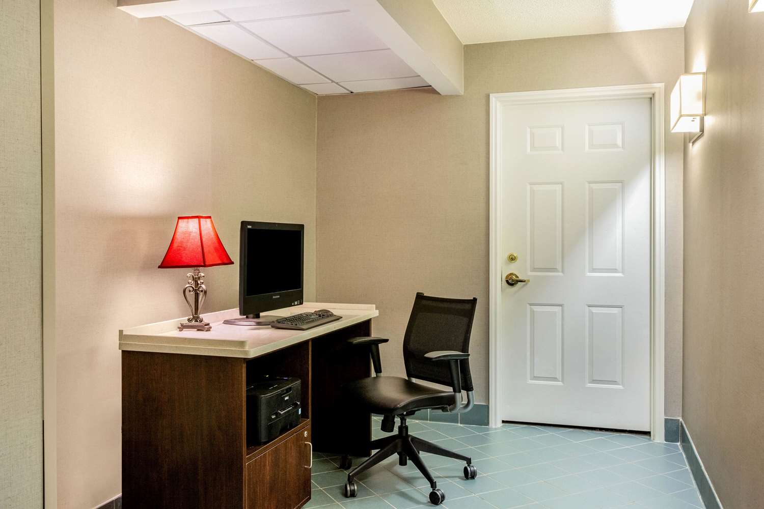 La Quinta Inn & Suites by Wyndham Raleigh Durham Airport 20/25