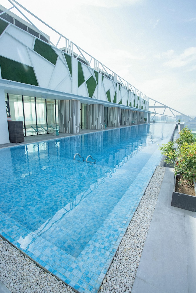Lime Resort Manila 6/42