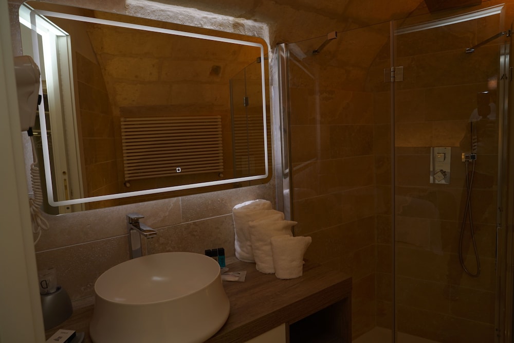 Cinque Elementi Sassi Matera 33/50