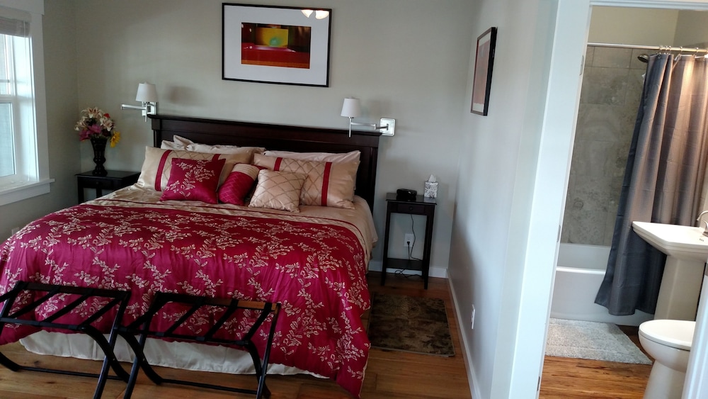 Friday Harbor Grand B&B 14/55