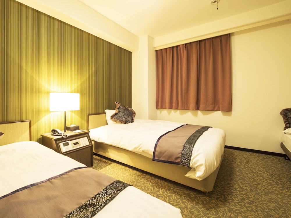 Hotel Areaone Oita 12/76
