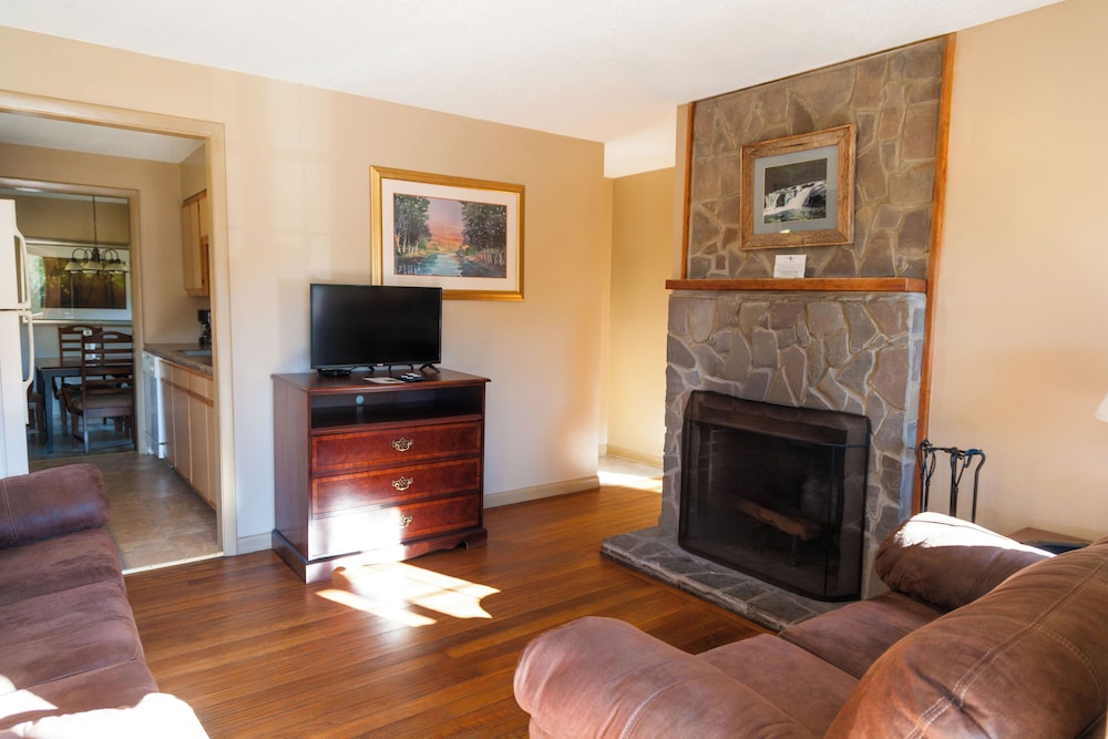 Fontana Village Resort 34/51