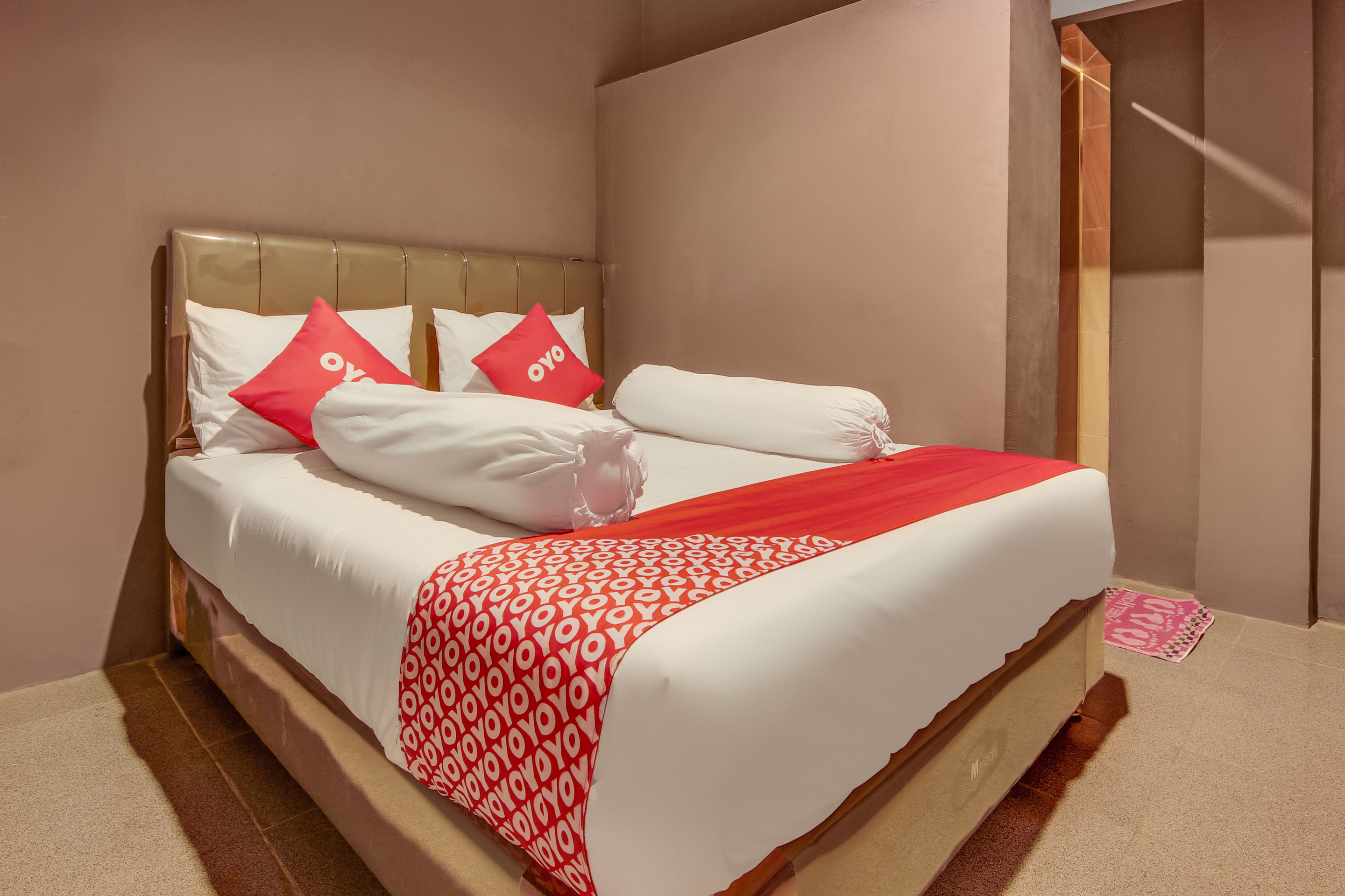 Hotel O Mandala Near Universitas Negeri Medan ( UNIMED ) 12/25