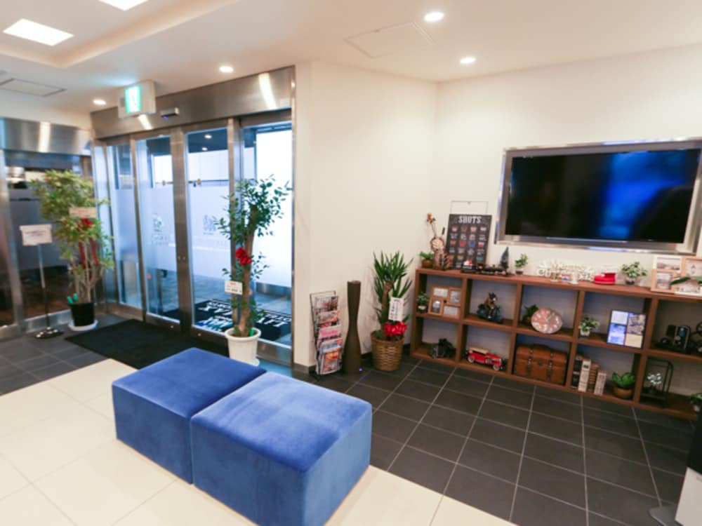 Hotel Livemax Yokohama Station West Exit 17/23