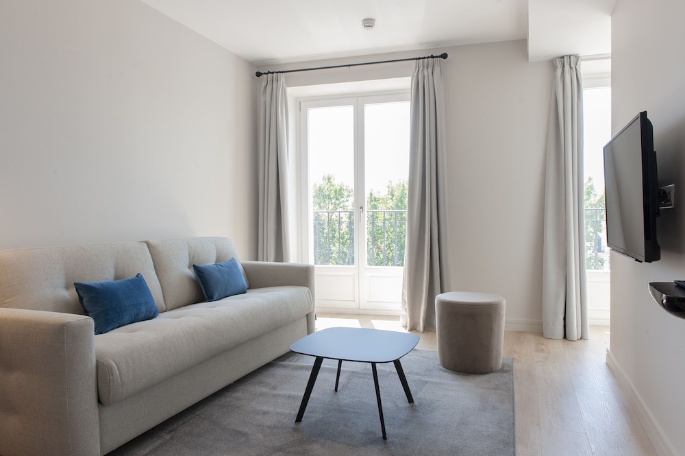 Mh Apartments Central Madrid 26/39