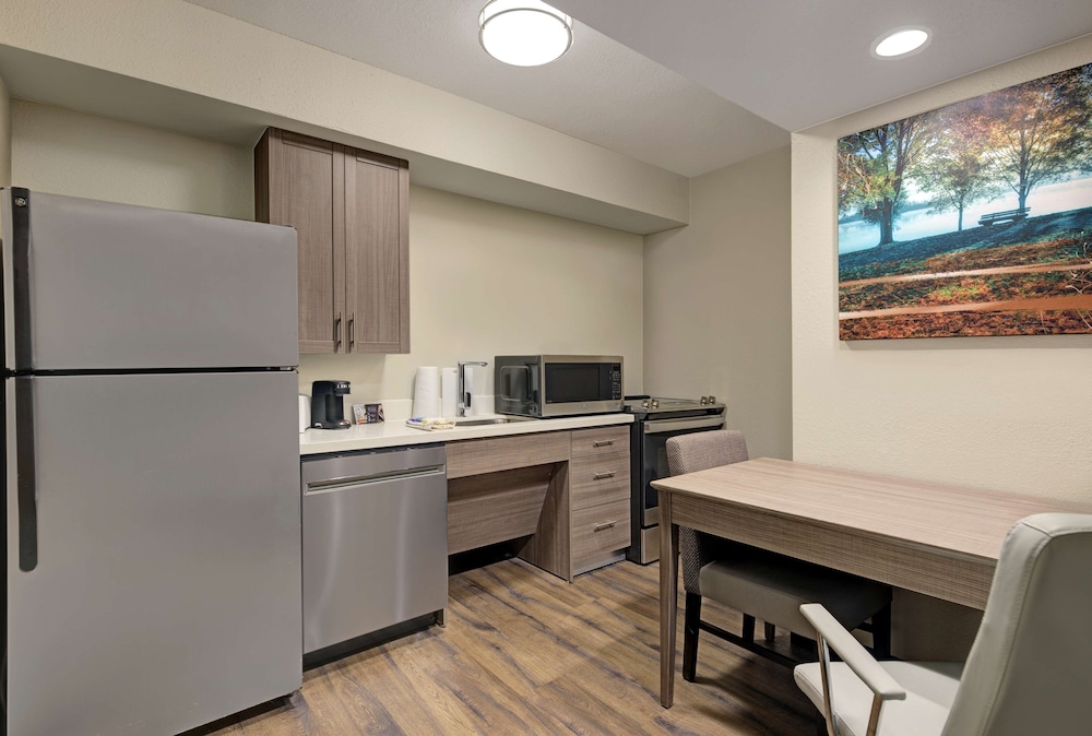 Best Western Fishkill Inn and Suites 43/53