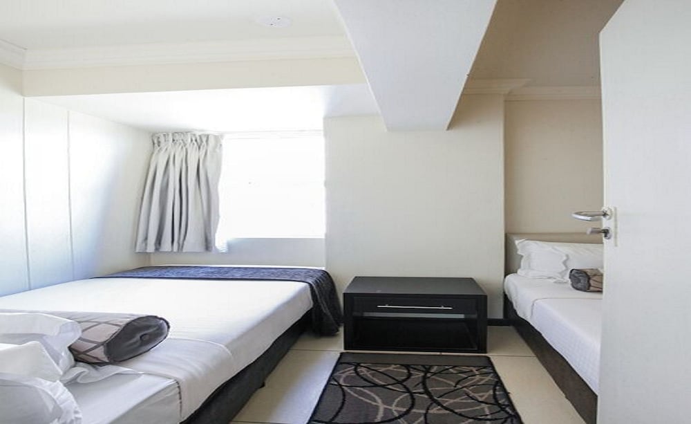 Blue Waters Hotel 13/50