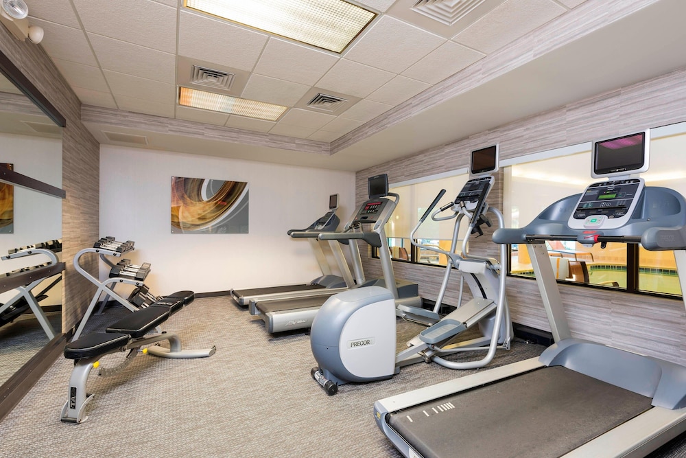 Courtyard By Marriott Traverse City 26/47